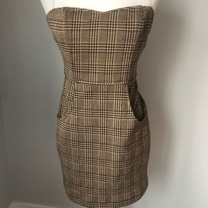 Strapless dress with pockets!!